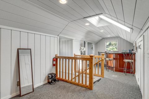 listing image 50
