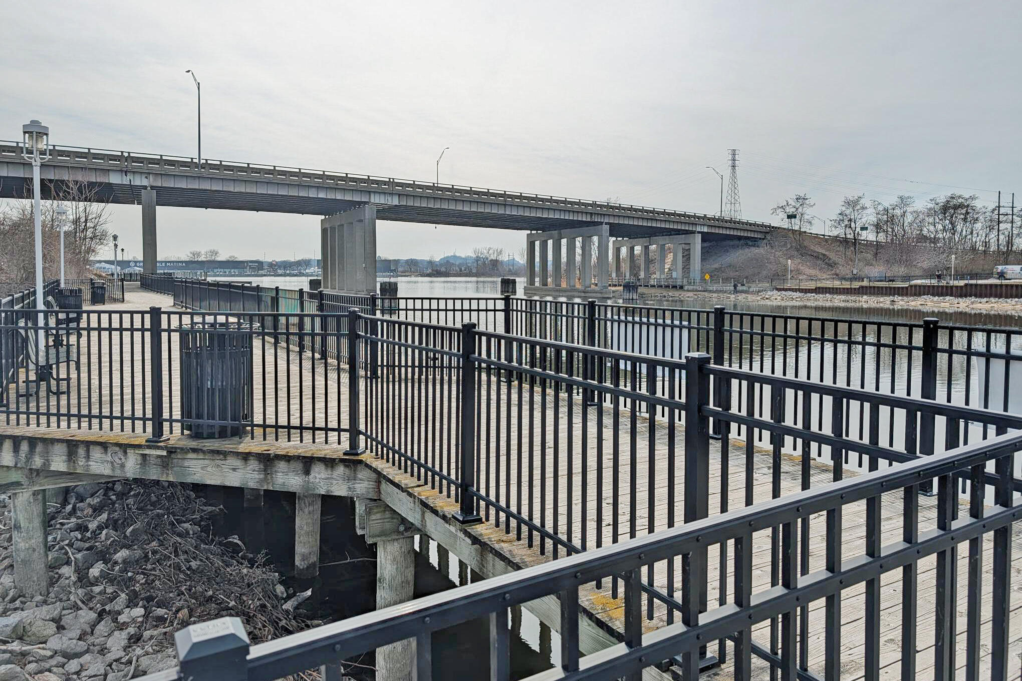 971 W Savidge Street