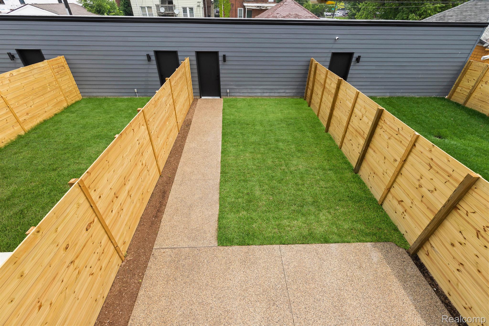 Detroit City, Michigan 48206, United States, 2 Bedrooms Bedrooms, ,3 BathroomsBathrooms,Residential,Active,232722