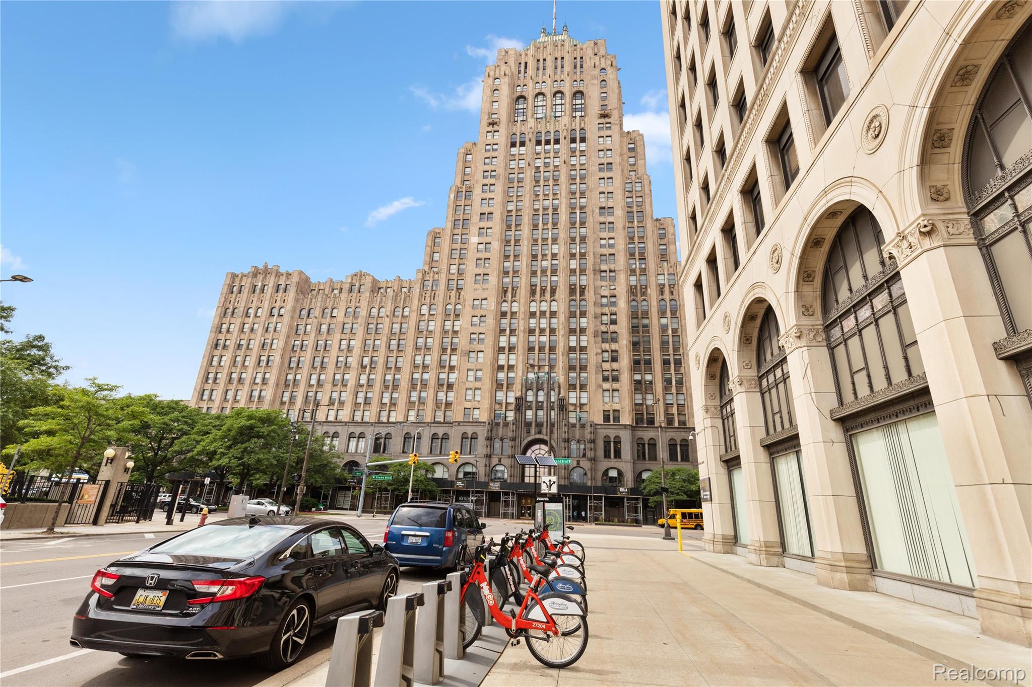 Detroit City, Michigan 48206, United States, 2 Bedrooms Bedrooms, ,3 BathroomsBathrooms,Residential,Active,232722