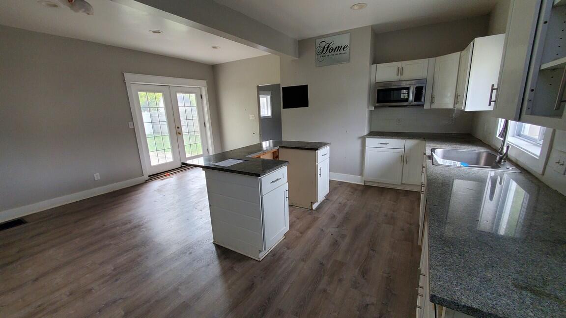 913 N Monroe Street SE