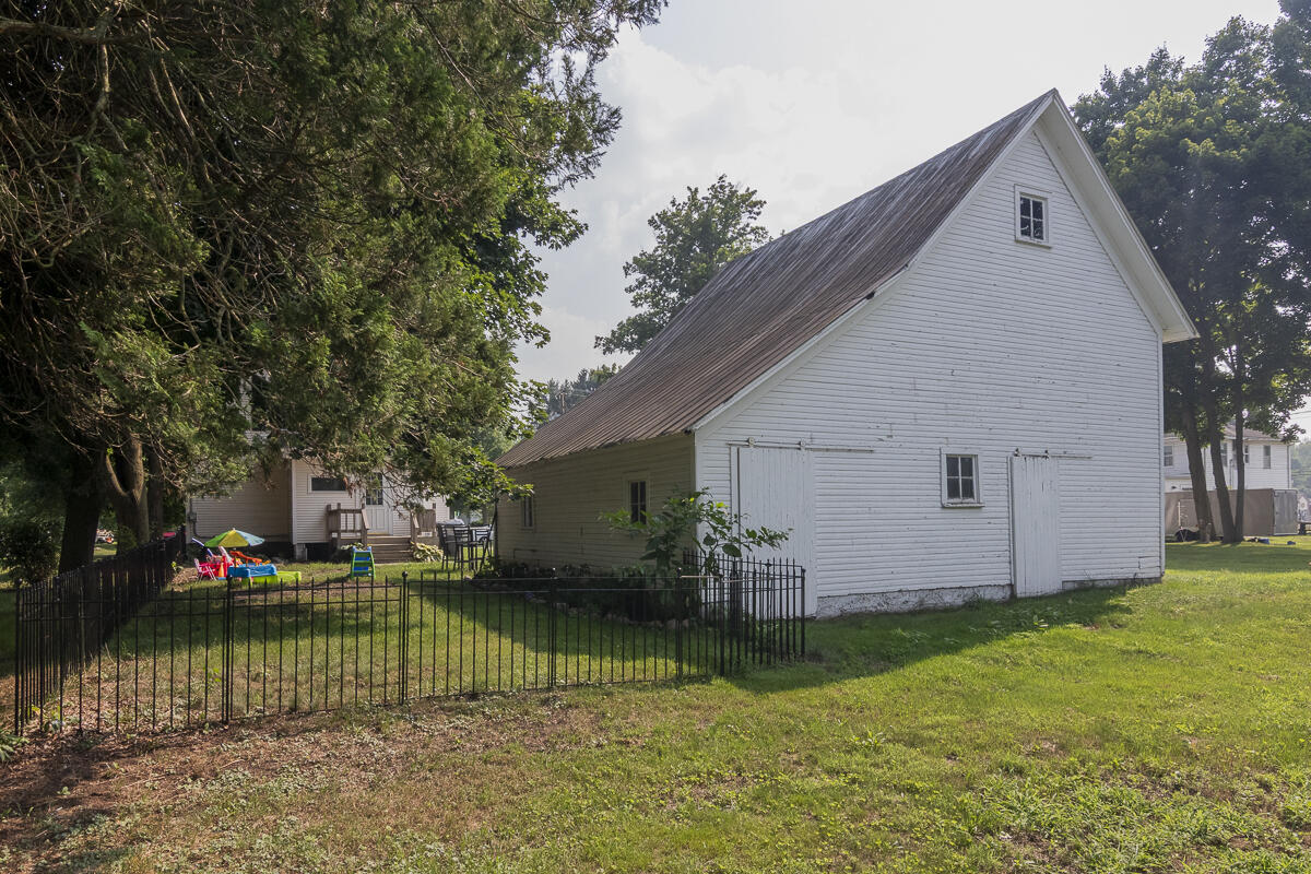 212 W James Street