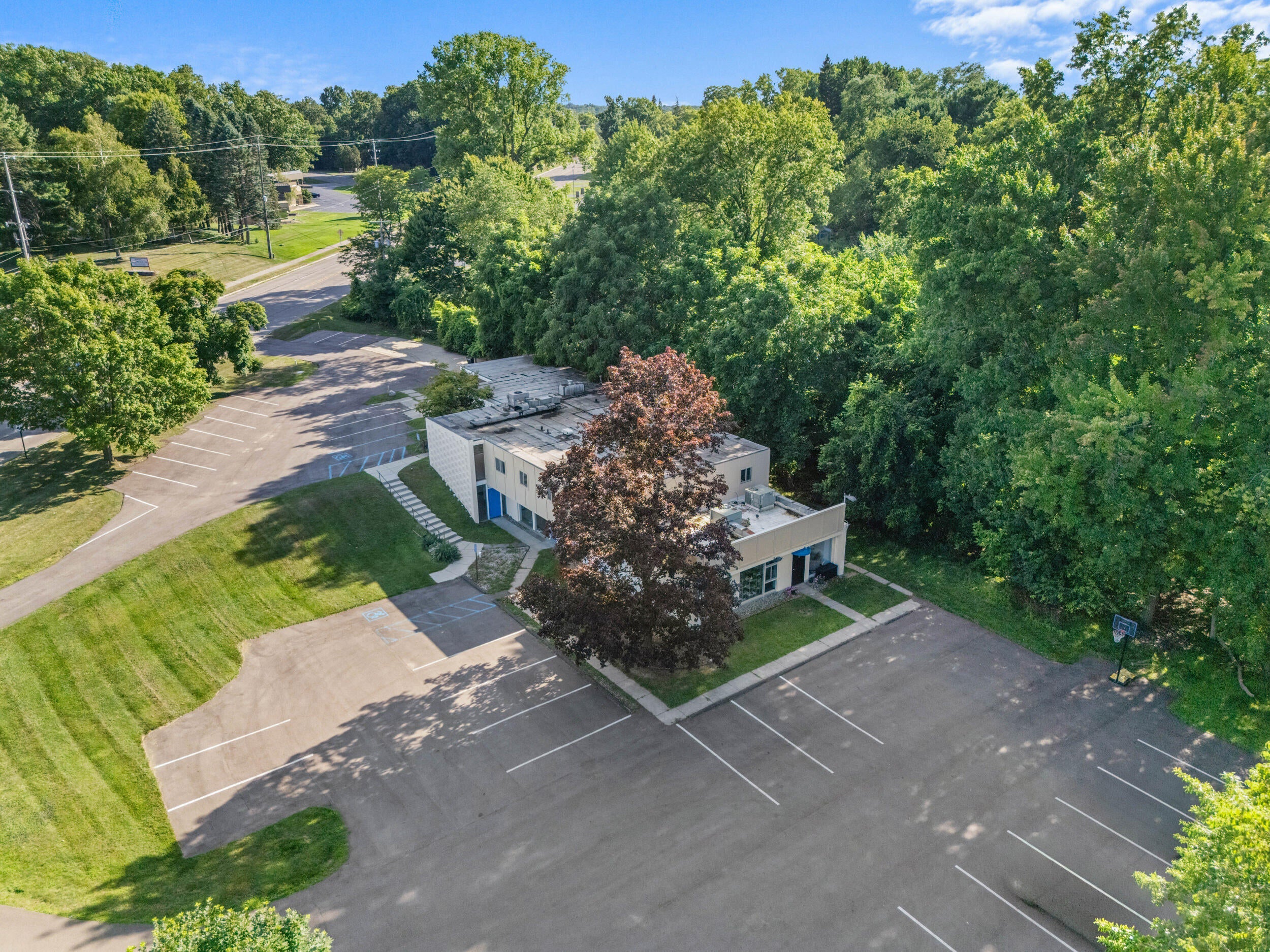 2532 Spring Arbor Road