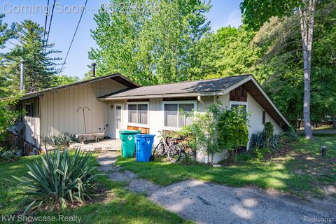 Tiny photo for 820 Clara Street, Commerce Charter Township, MI 48390 (MLS # 20261039608)
