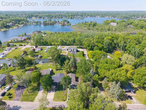 Tiny photo for 820 Clara Street, Commerce Charter Township, MI 48390 (MLS # 20261039608)