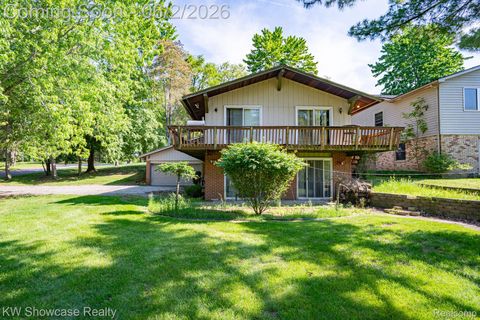 Tiny photo for 820 Clara Street, Commerce Charter Township, MI 48390 (MLS # 20261039608)