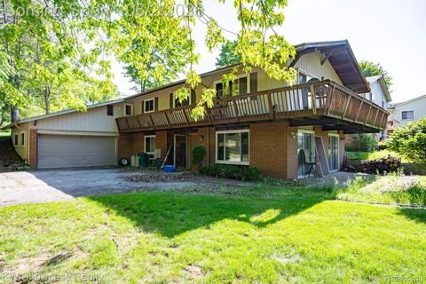 Tiny photo for 820 Clara Street, Commerce Charter Township, MI 48390 (MLS # 20261039608)