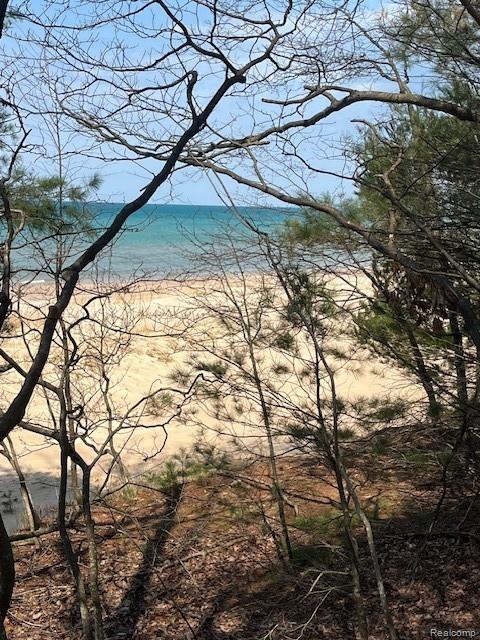 5271 Lake Breeze Drive