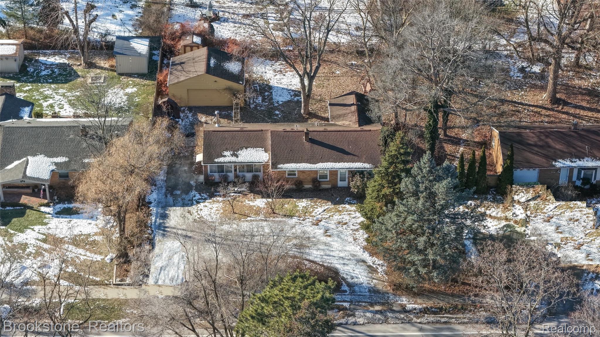 656 S CASS LAKE Road