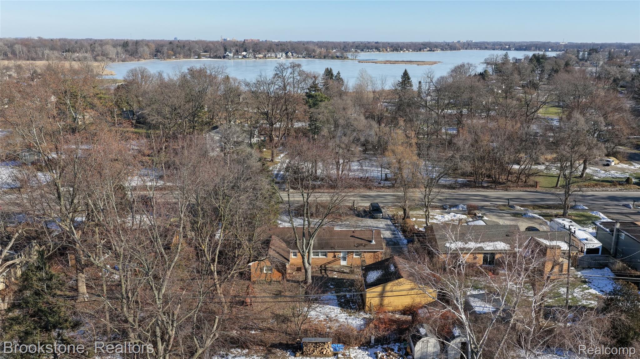 656 S CASS LAKE Road