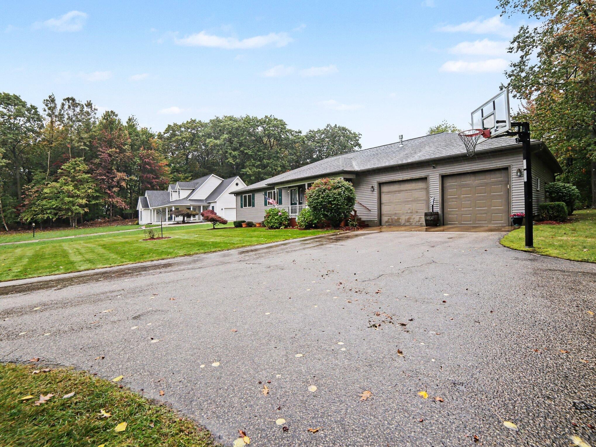 1612 Marilyn Drive