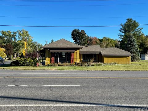 19169 Us Highway 12 New Buffalo City MI 49117