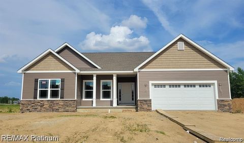 13026 RIVER ROCK Pass Fenton Charter Township MI 48451