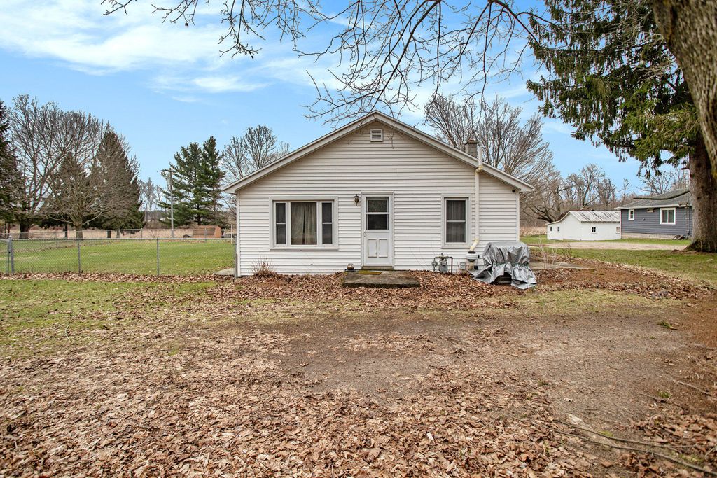 listing image 0