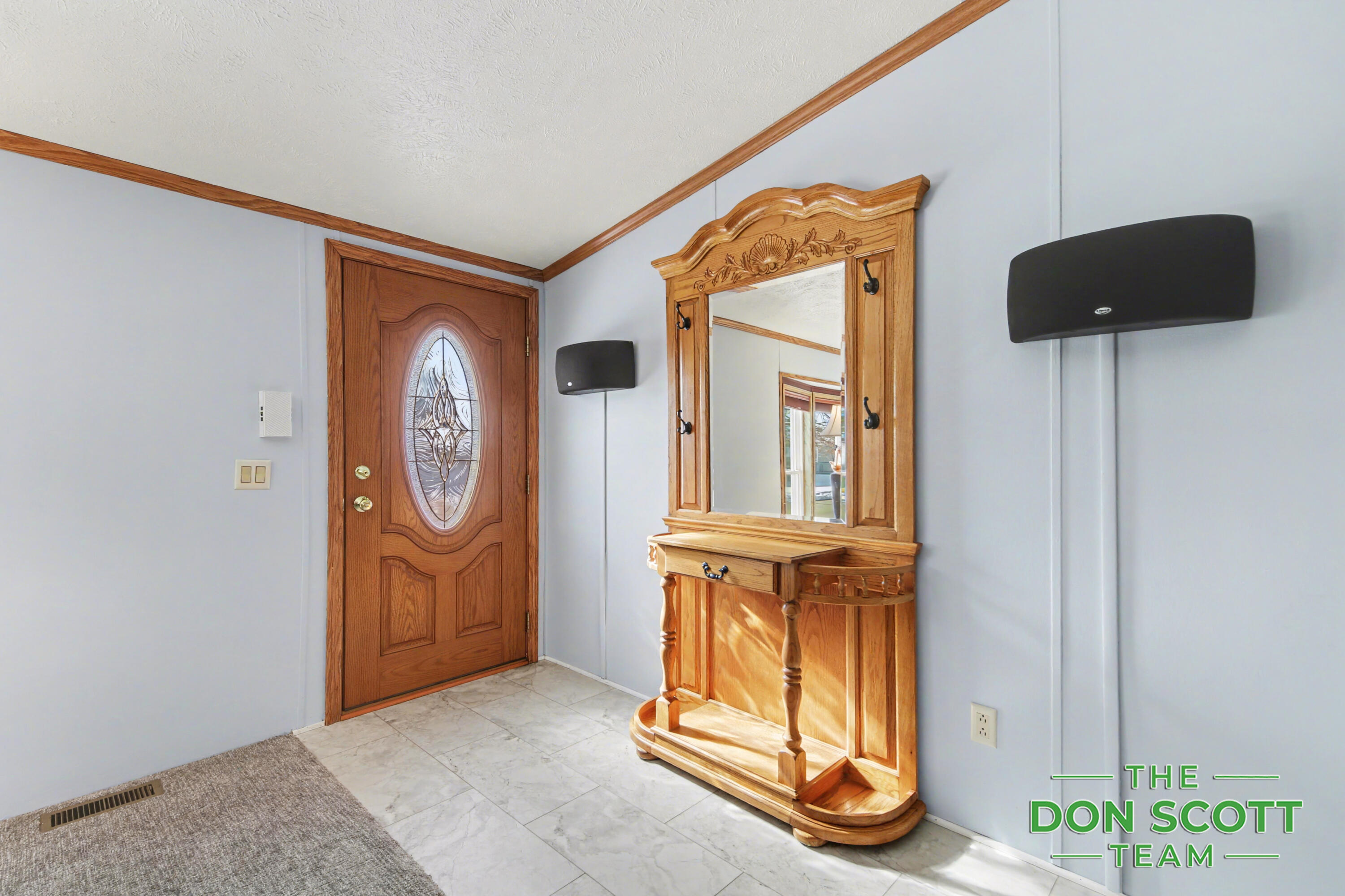 3539 Cloverfield Drive