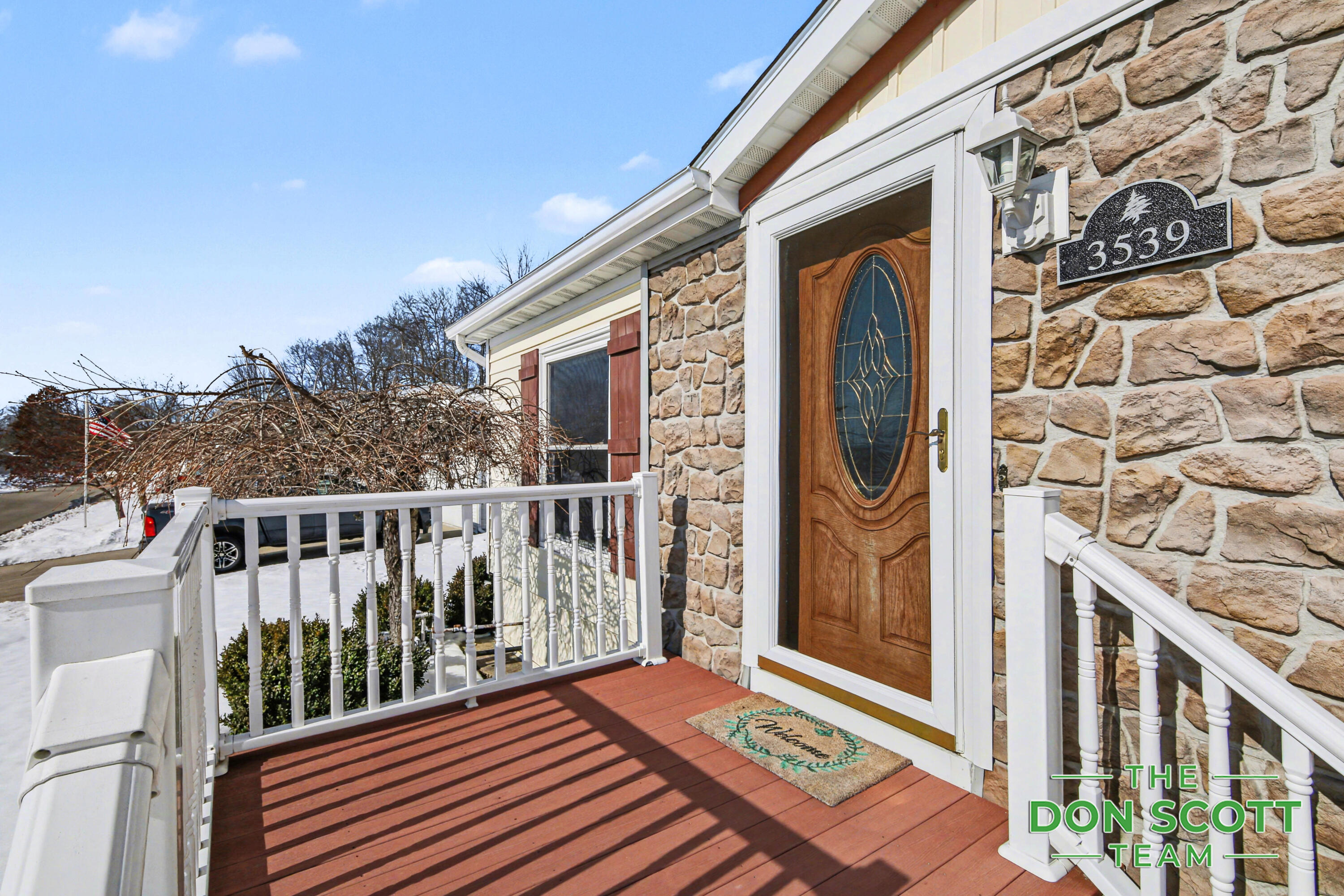 3539 Cloverfield Drive