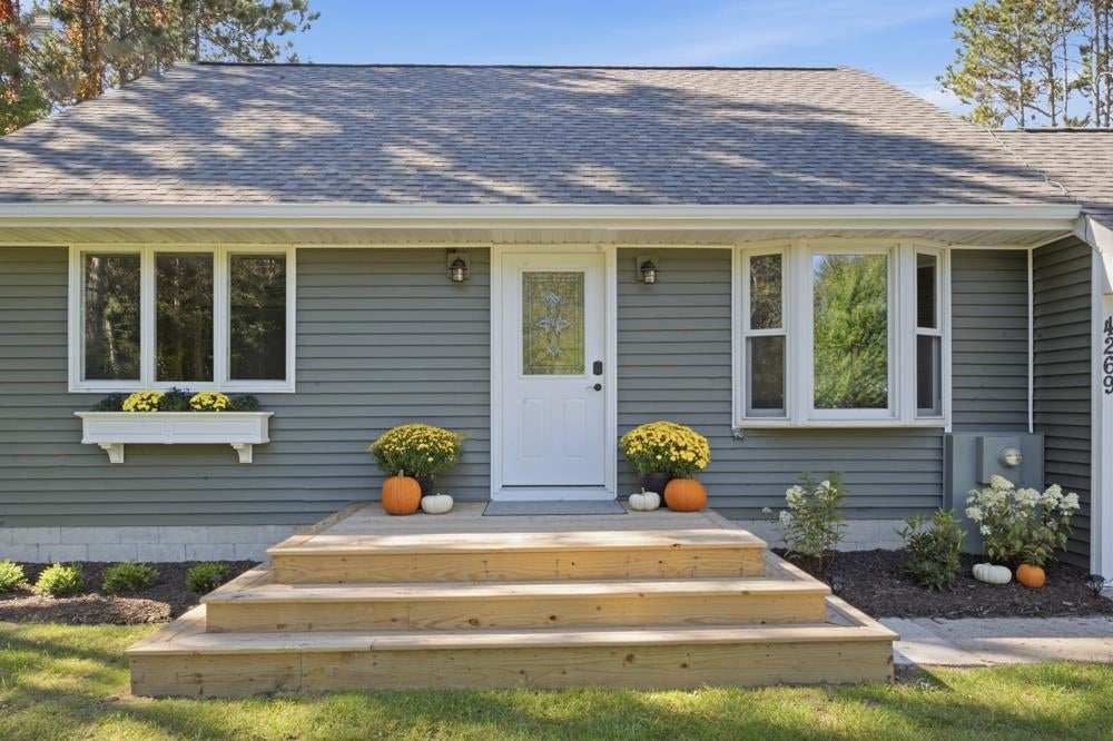 4269 Bridlewood Drive