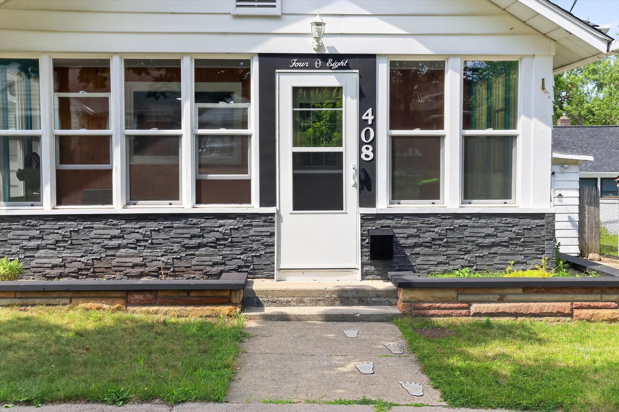 408 W Orange Street W