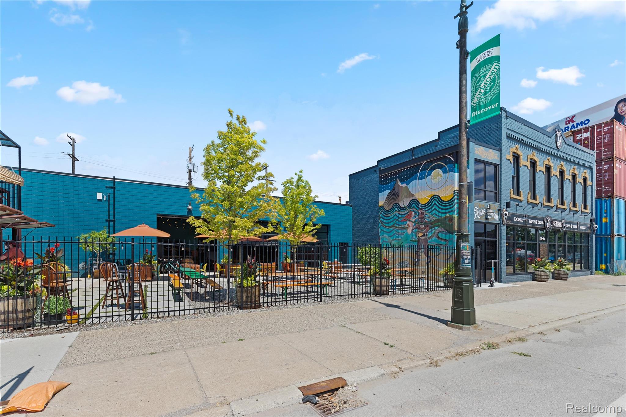 Detroit City, Michigan 48208, United States, 2 Bedrooms Bedrooms, ,3 BathroomsBathrooms,Residential,Active,146552