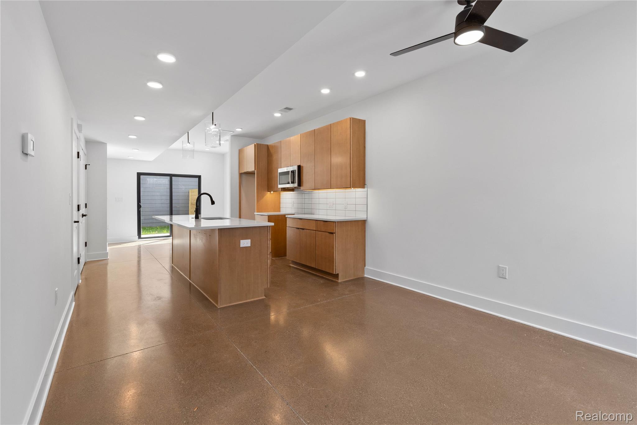 3420 COCHRANE Street 2