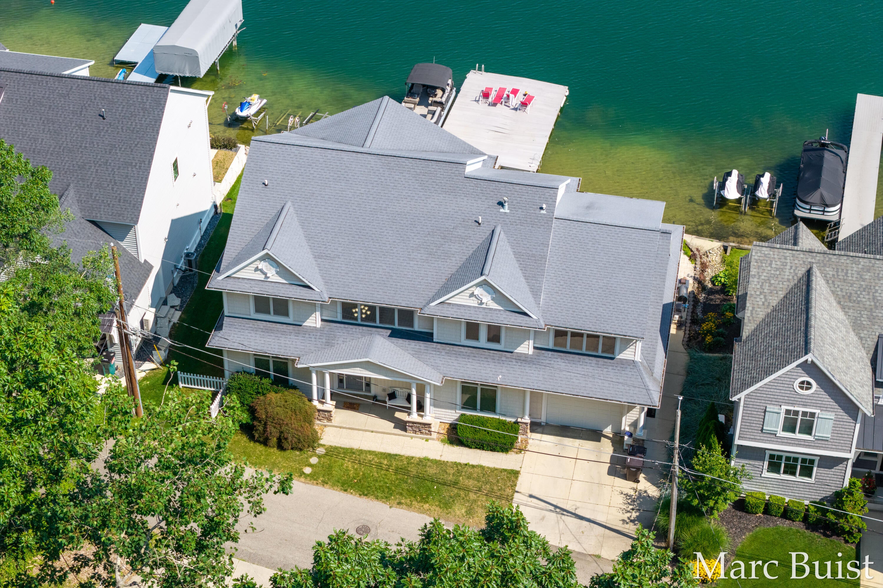 421 N Lake Drive
