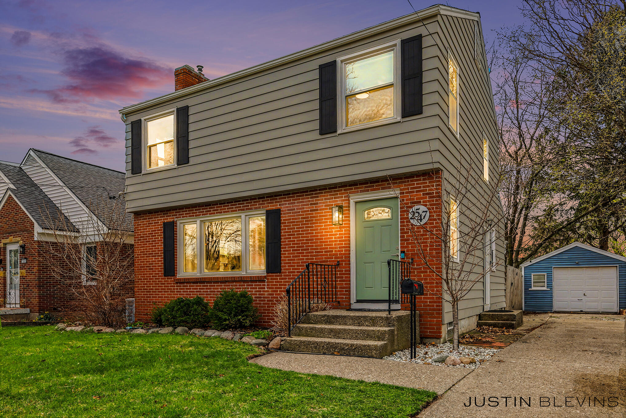 2547 Blaine Avenue SE