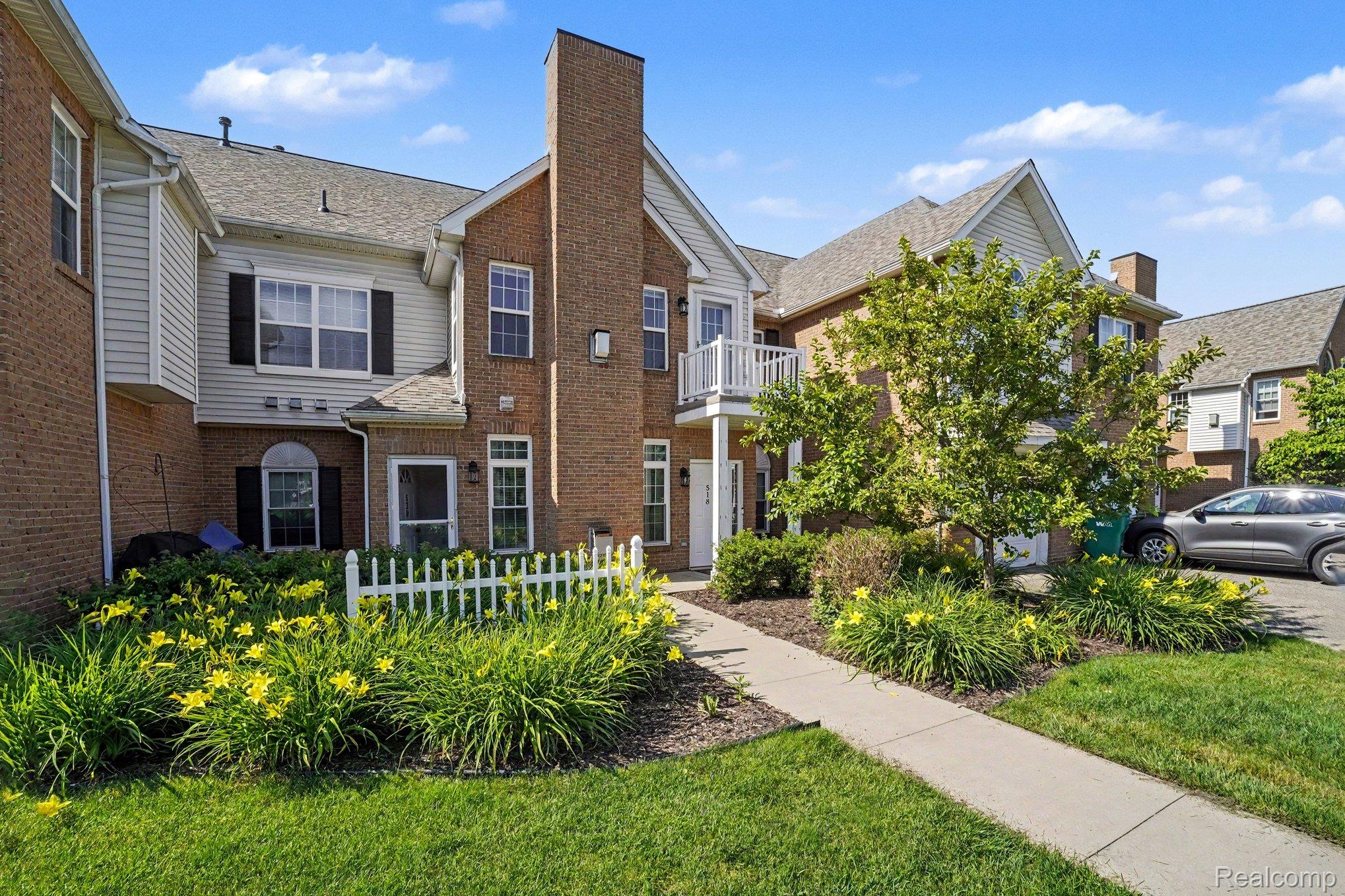 518 Olde English Circle