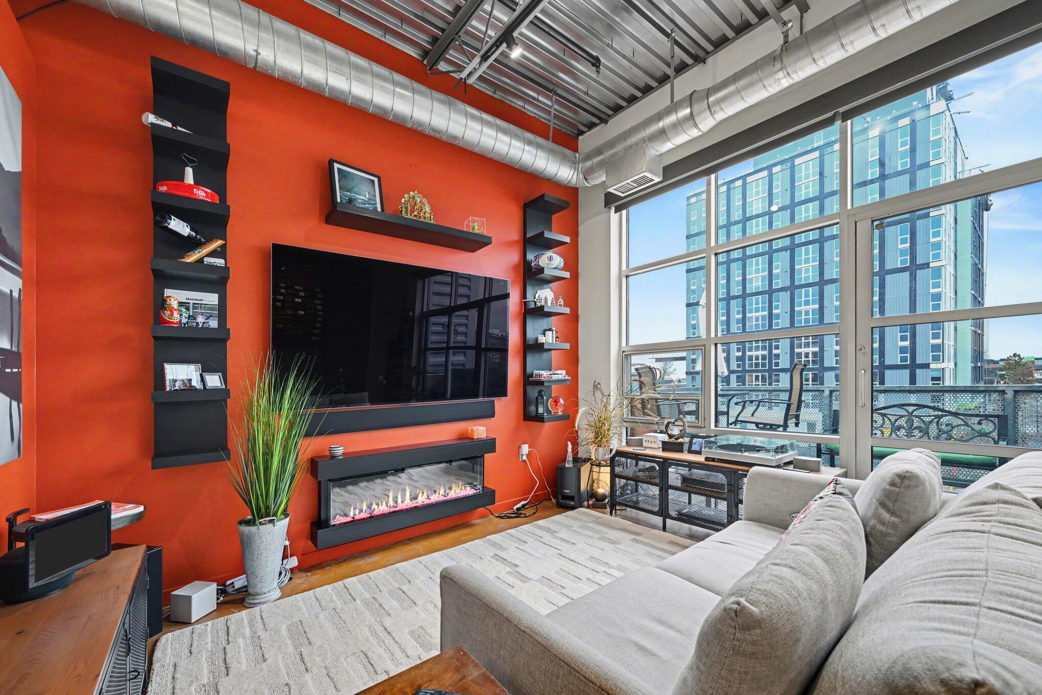 322 E Liberty Street 19