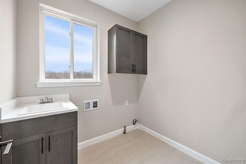 A home in ShelbyCharterTownship_Macomb