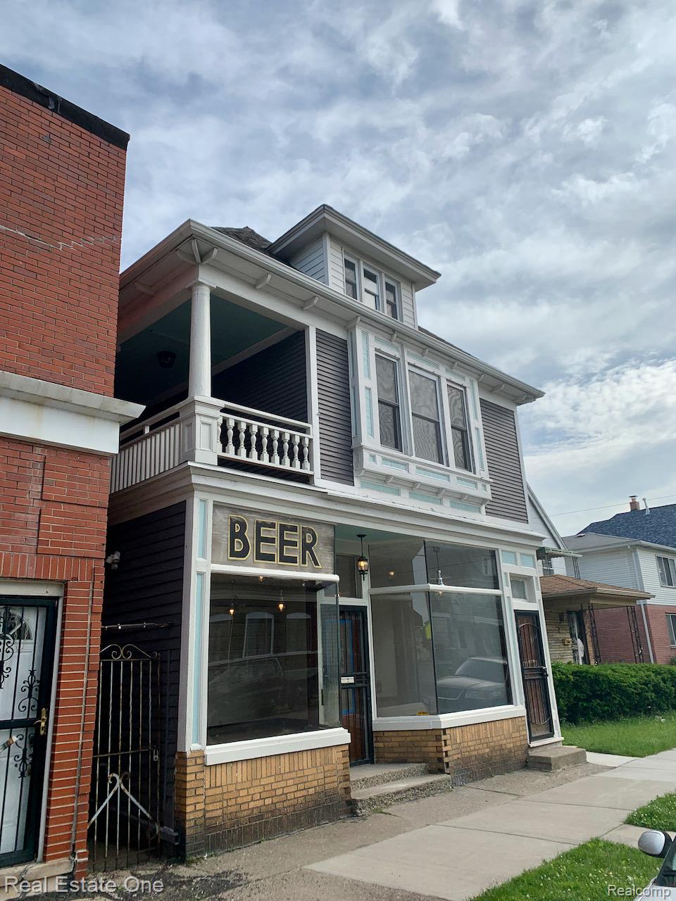 2454 Florian Street