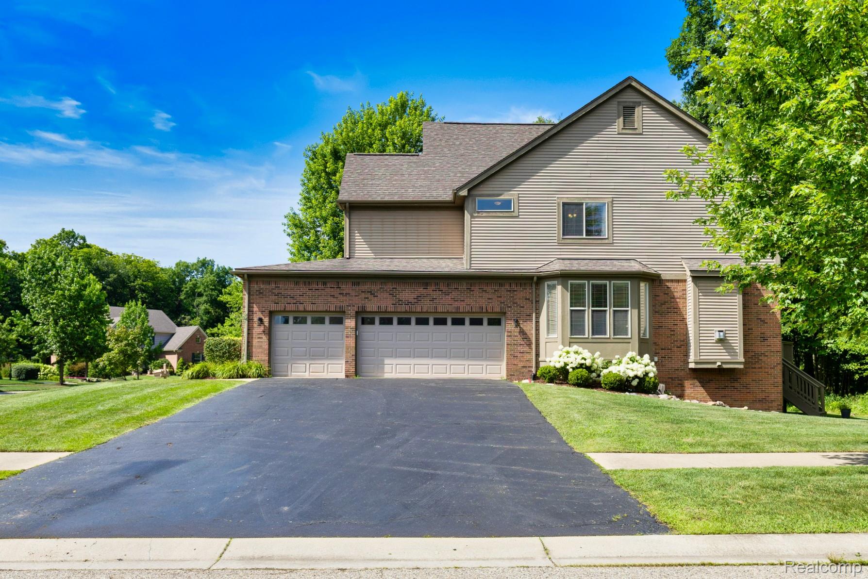 5634 Plantation Drive