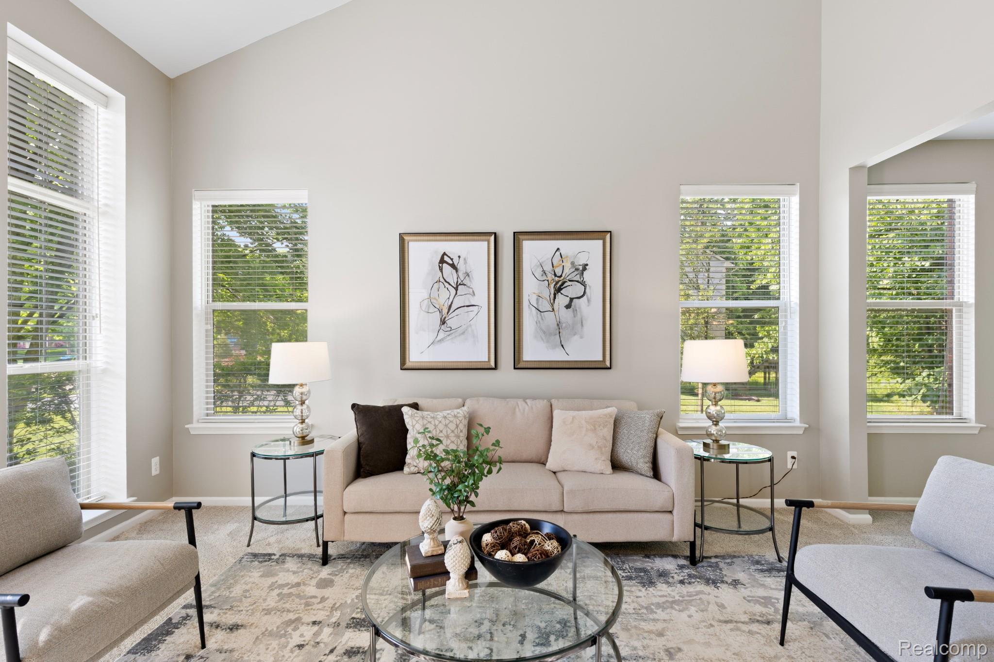 5634 Plantation Drive