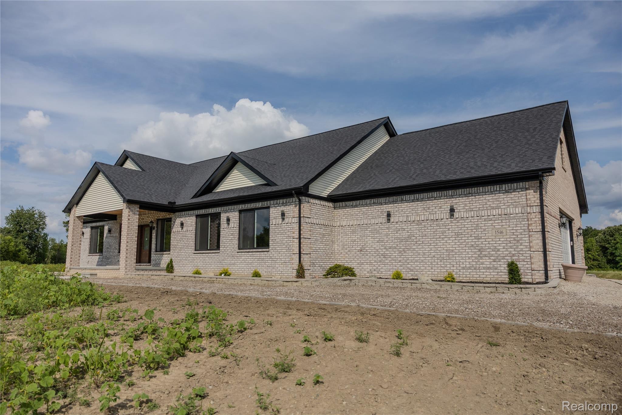 1546 Ashley Lane
