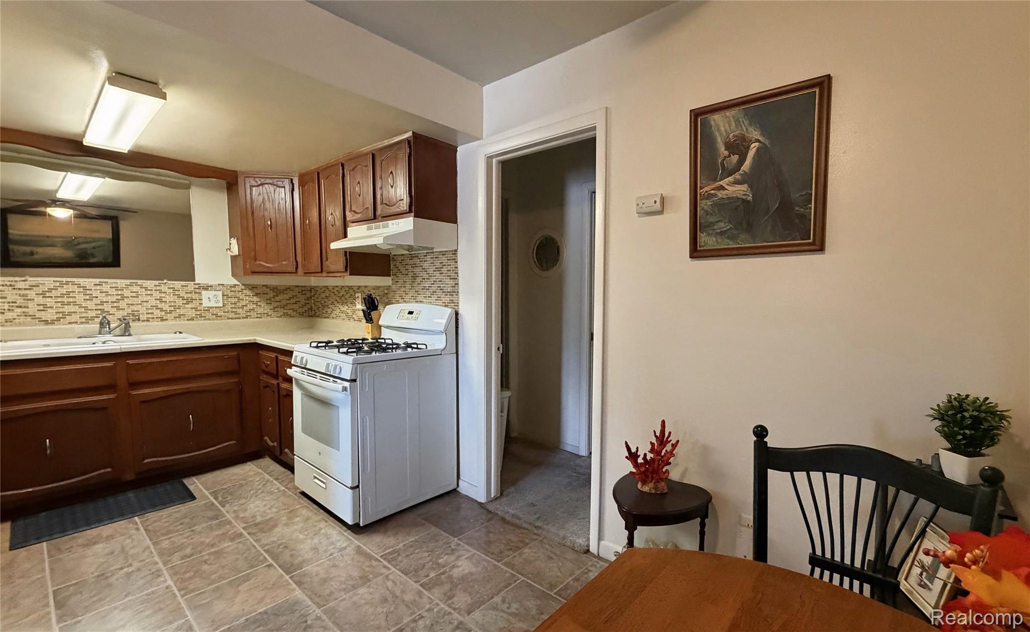 25106 Franklin Terrace 6