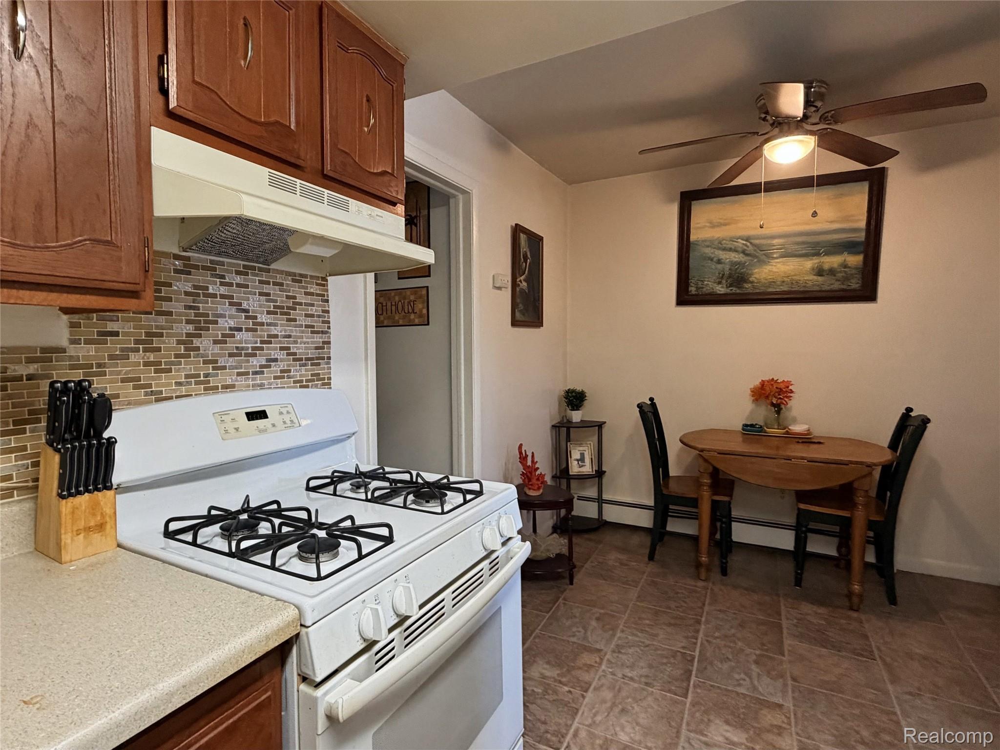 25106 Franklin Terrace 6