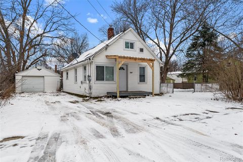 1169 Carman Street Burton City MI 48529