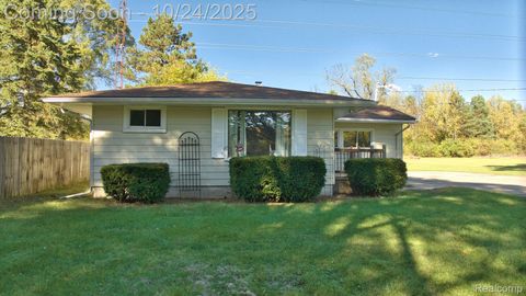 3299 E Pierson Road Flint City MI 48506