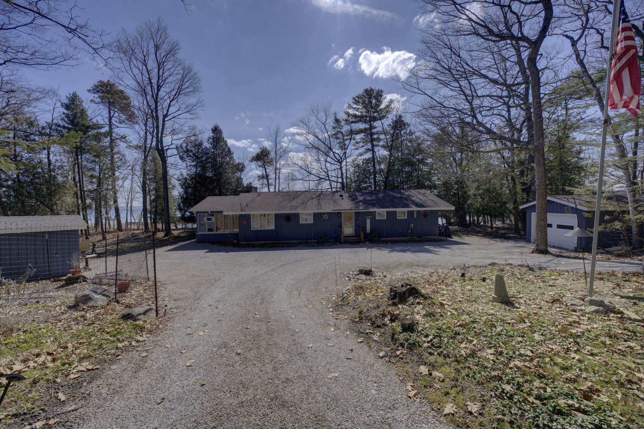 4152 N Omena Point Road