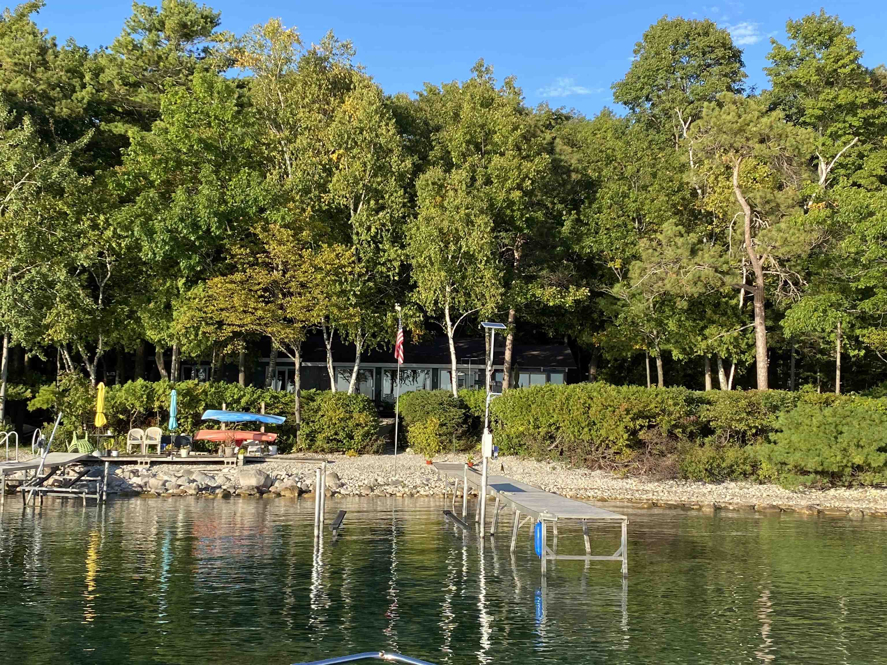 4152 N Omena Point Road