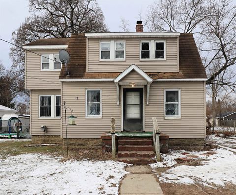 245 N Saginaw Street Montrose City MI 48457