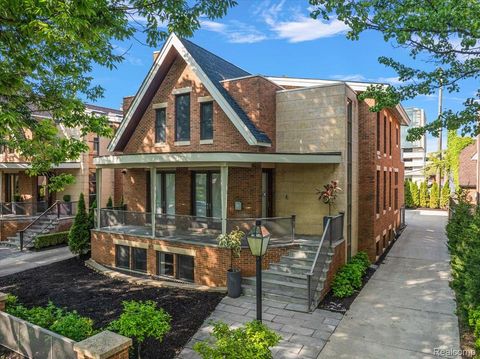647 ANN Street Birmingham City MI 48009