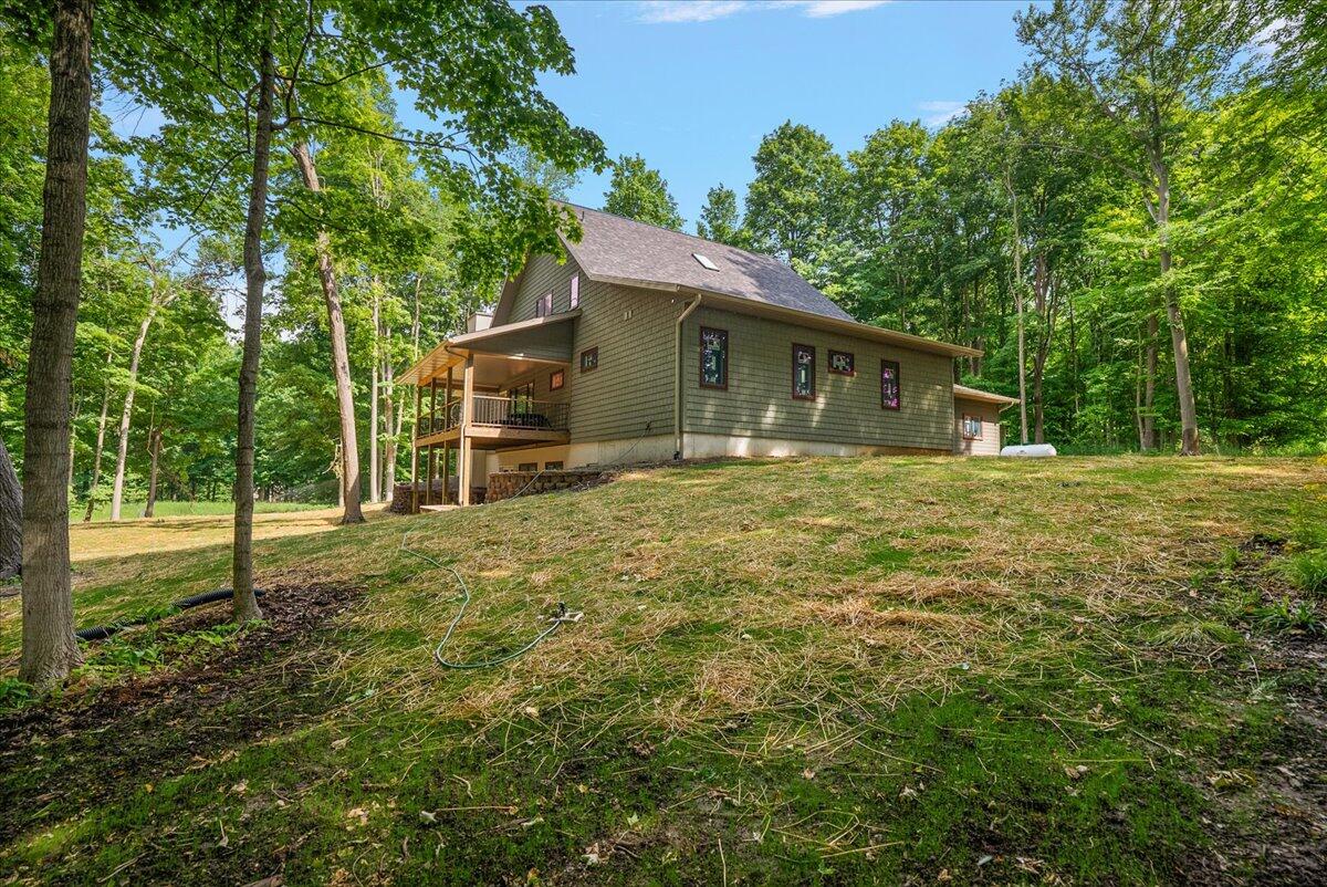 8606 Lakewood Trail