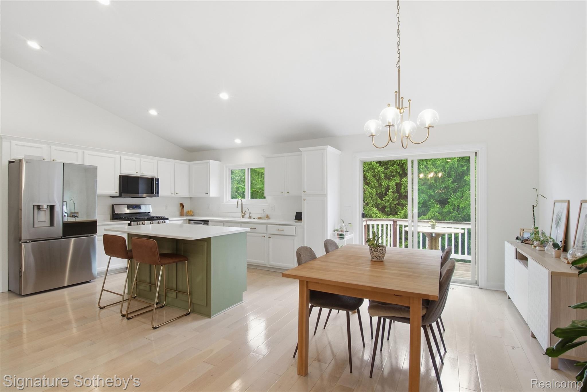 4905 Carrington Drive