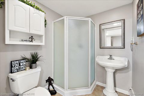 Tiny photo for 5722 Raven Road, Bloomfield Hills City, MI 48301 (MLS # 20261020357)