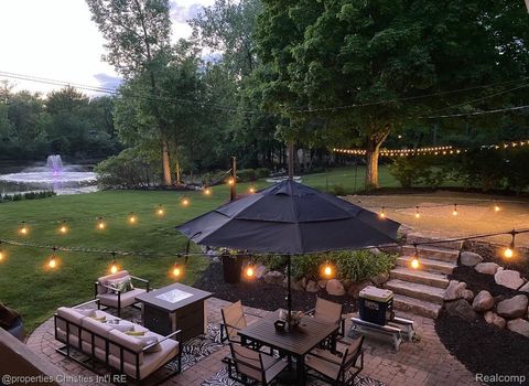 Tiny photo for 5722 Raven Road, Bloomfield Hills City, MI 48301 (MLS # 20261020357)