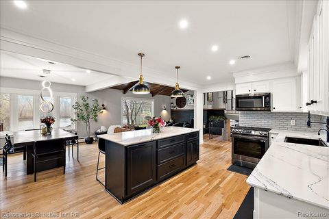 Tiny photo for 5722 Raven Road, Bloomfield Hills City, MI 48301 (MLS # 20261020357)