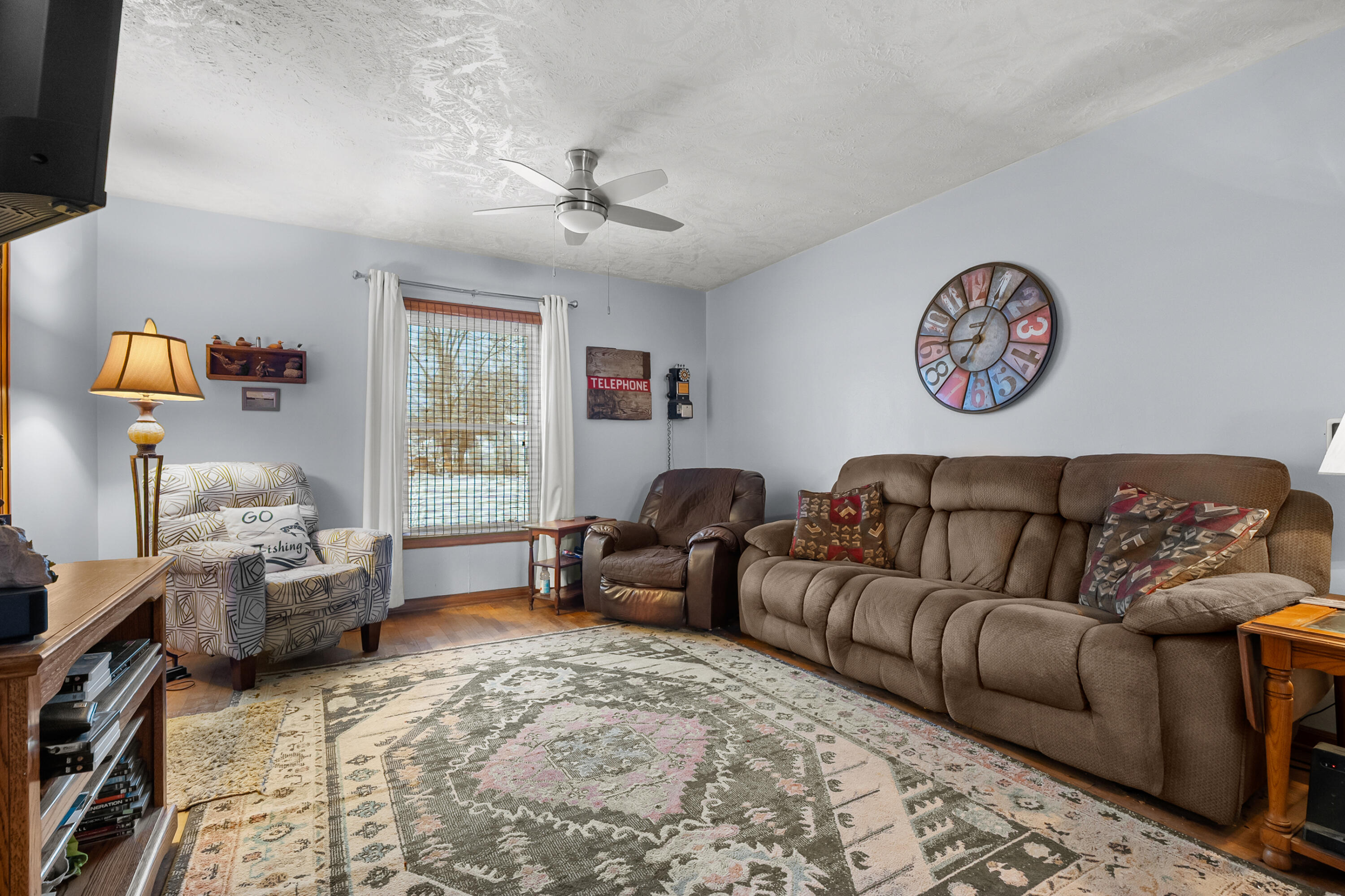 1332 W Highland Boulevard