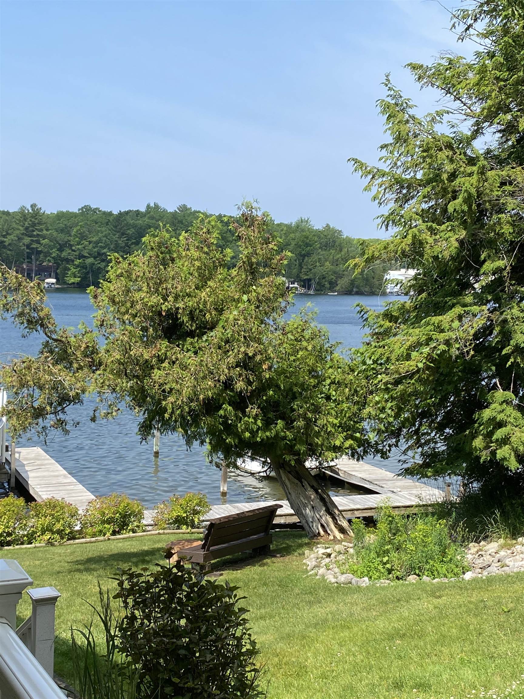 9059 Clam Lake Road