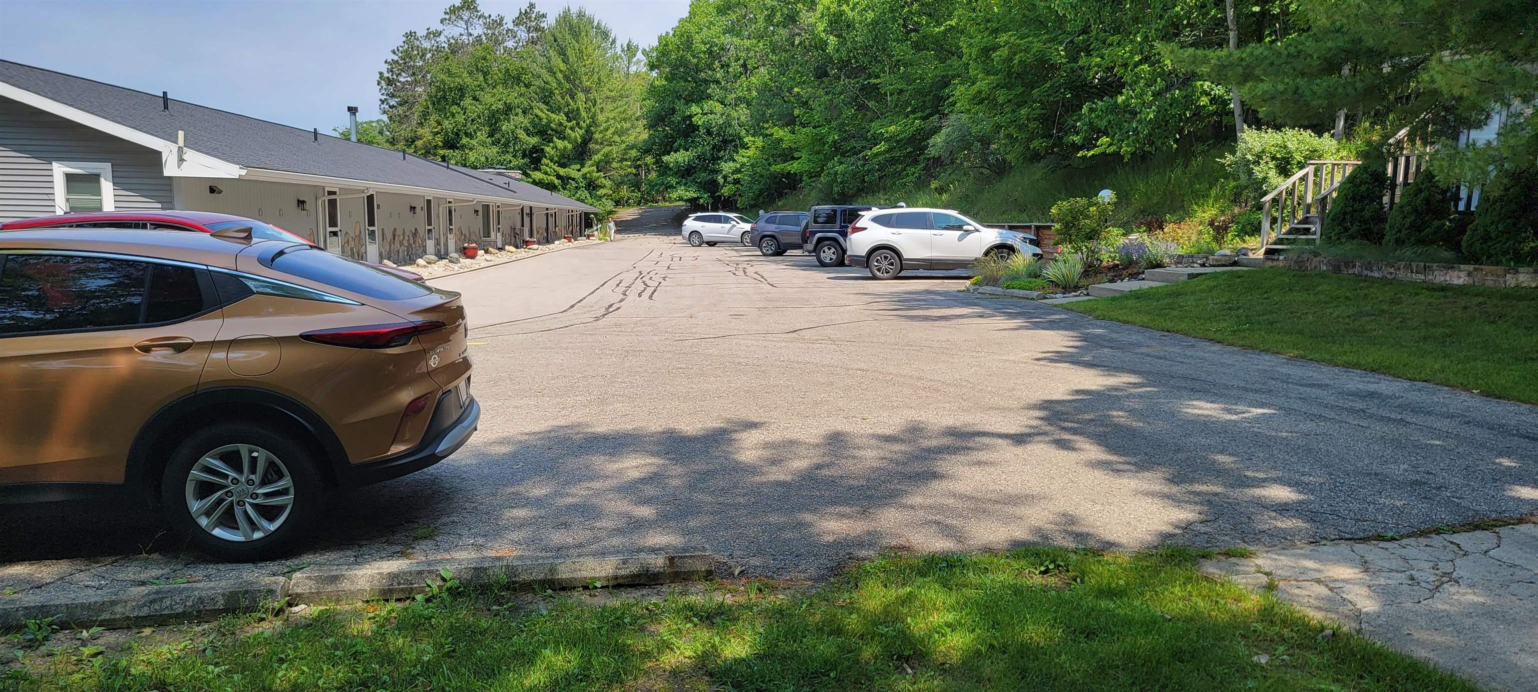 9059 Clam Lake Road