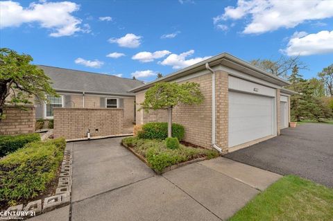 48440 Milonas Dr Drive Shelby Charter Township Macomb MI 48315